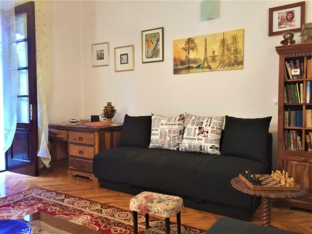 Noemi Apartman *