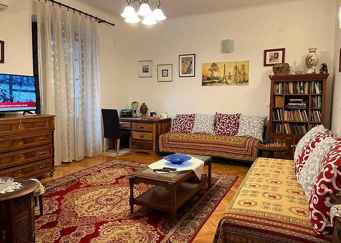 Noemi City Apartments
