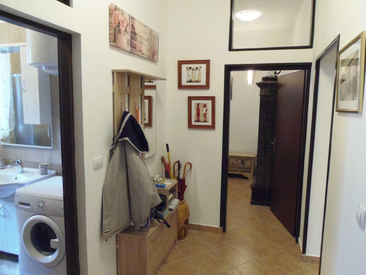 Noemi Apartment *