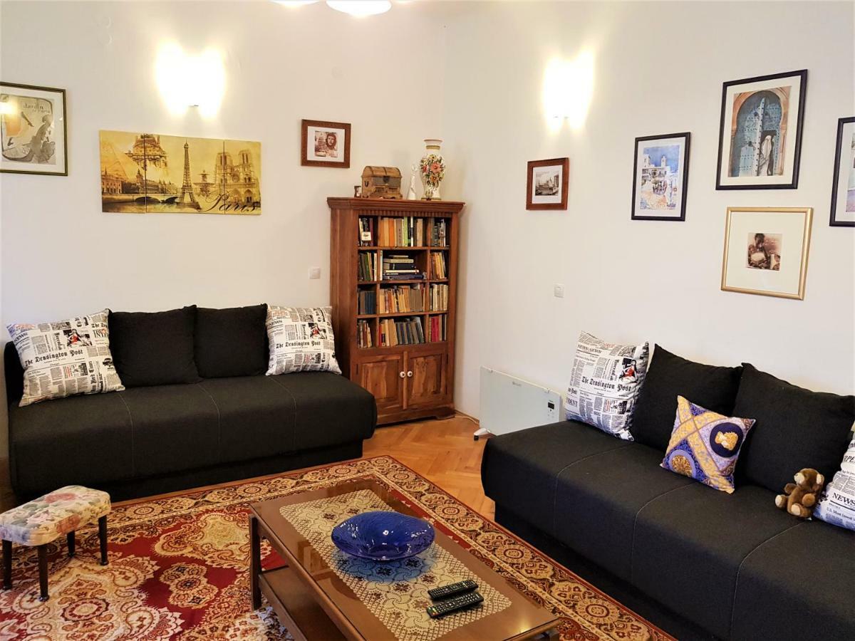 Noemi Apartment