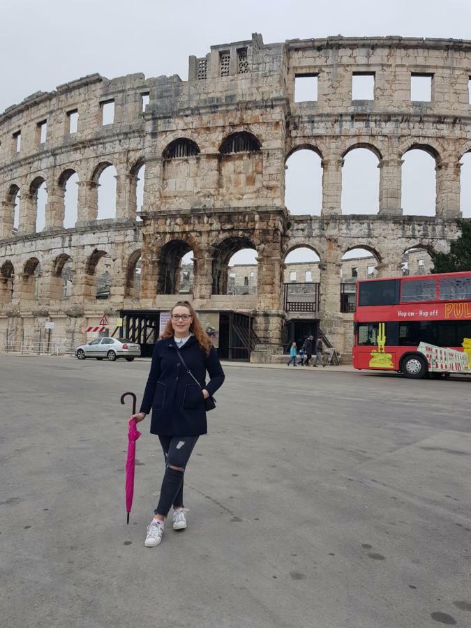 Noemi * Pula